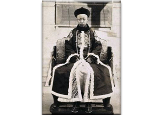 Aisin-Gioro Puyi (1906-1967), Imperador da China